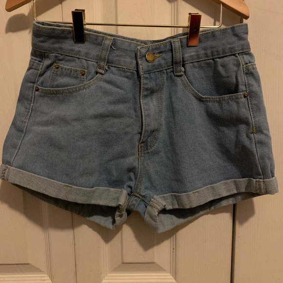 jean shorts with rips in the back